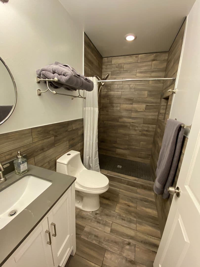 Philadelphia Apartment: 1535 W Poplar St