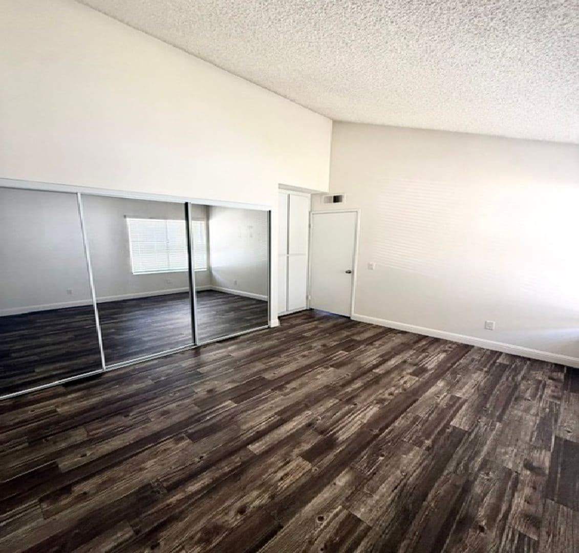 Chula Vista Apartment: 3136 Bonita Road