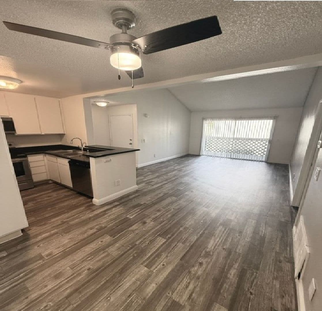 Chula Vista Apartment: 3136 Bonita Road