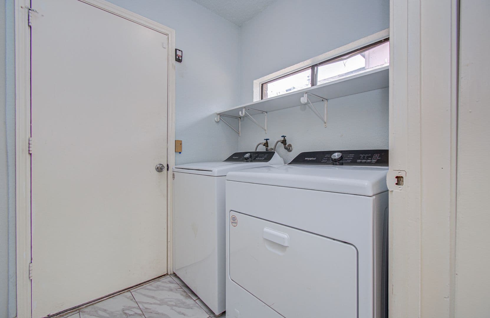 Houston House: 6823 Puerta Vista Ln