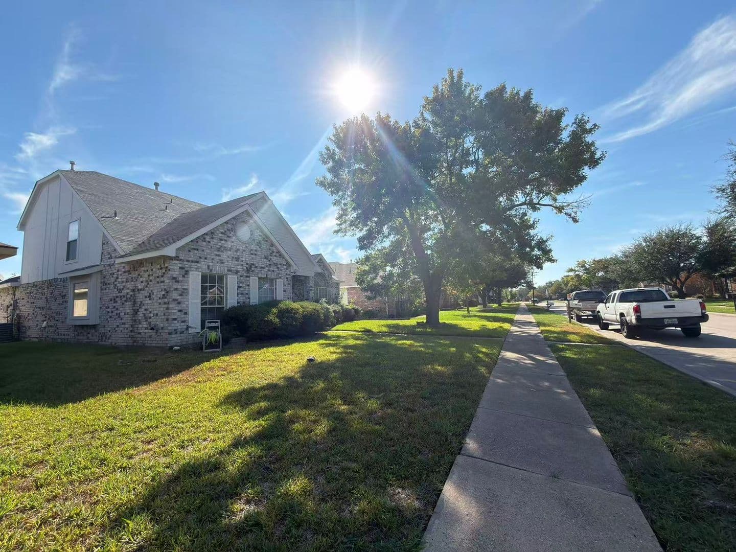 Garland House: 2918 Lake Valley Dr