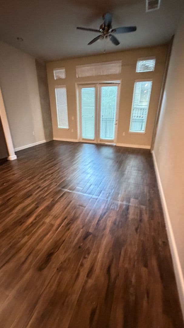 Dallas Apartment: 3411 Oak Grove Ave.