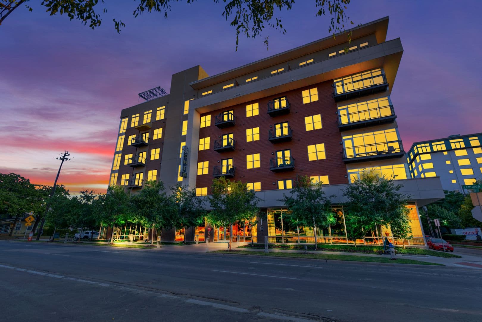 Dallas Apartment: 3411 Oak Grove Ave.
