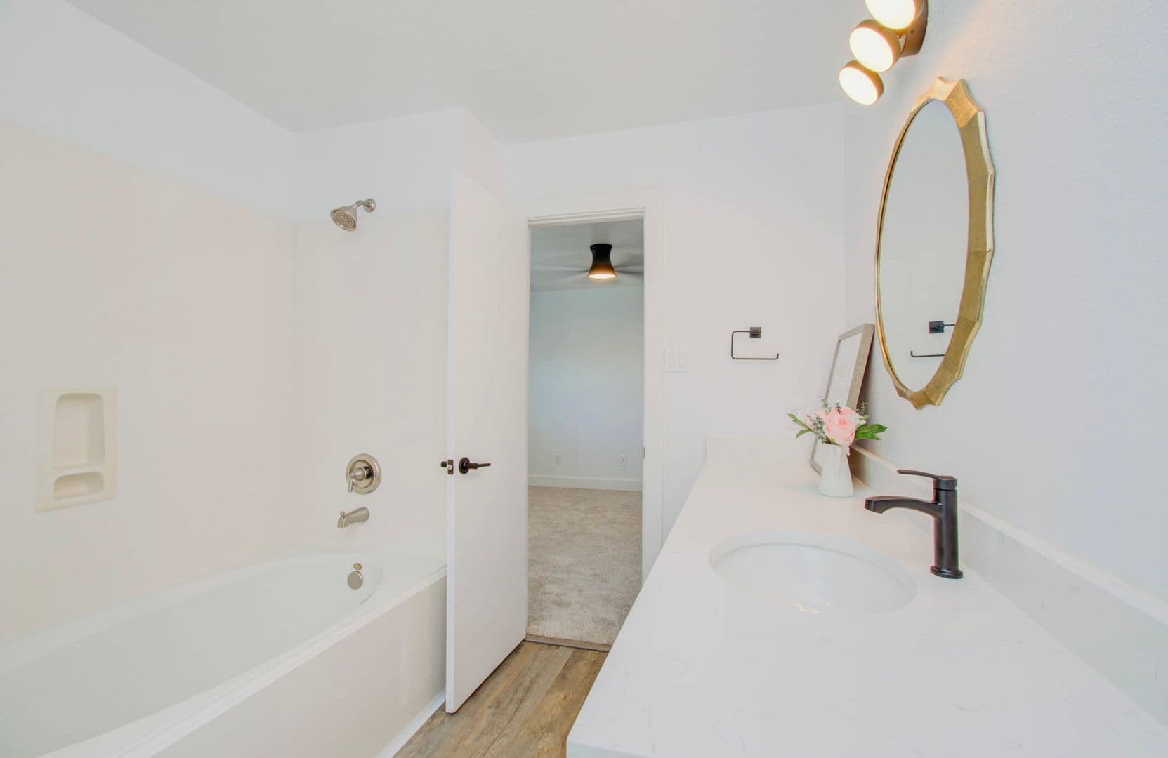 Katy House: 6117 Settlers Square Lane