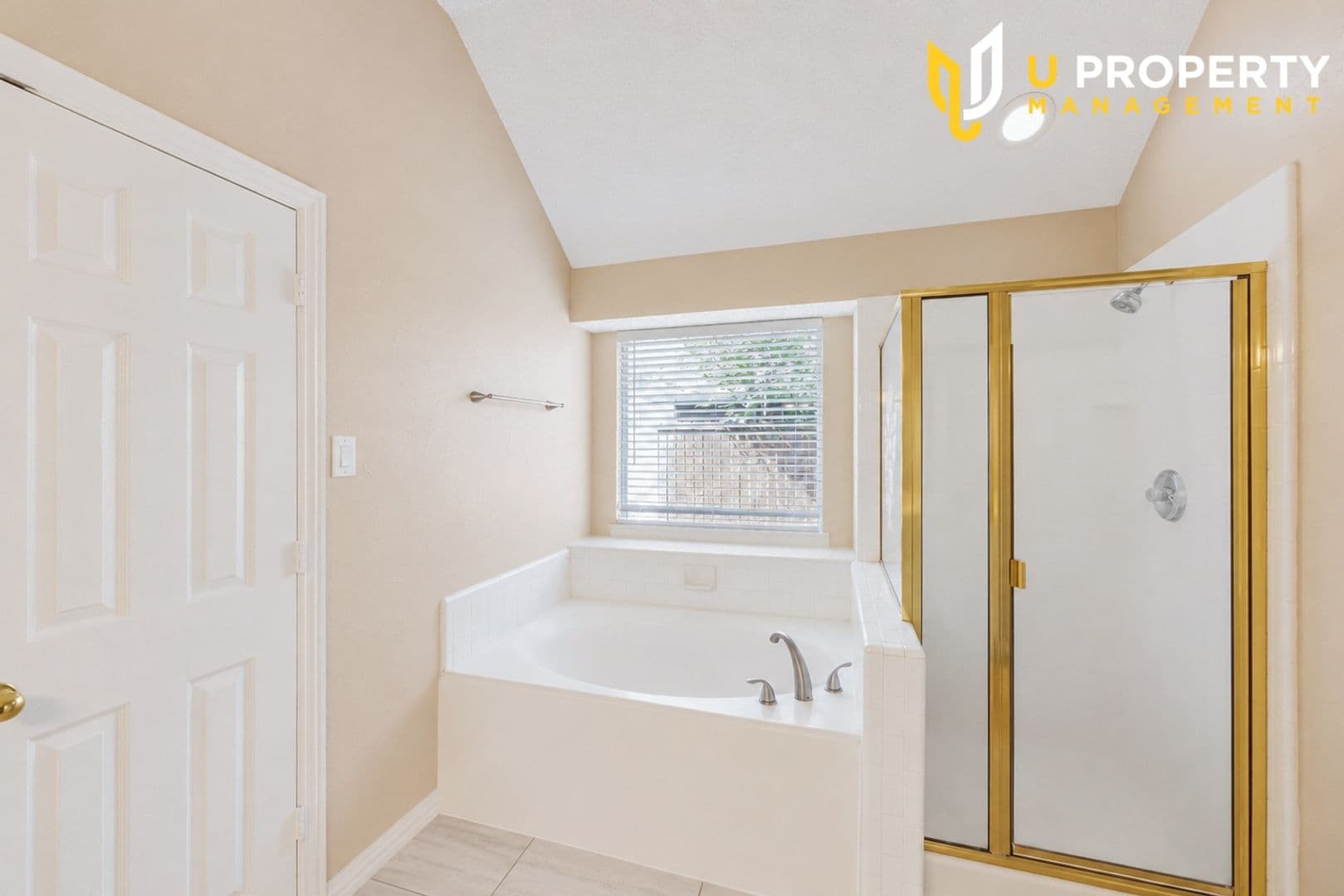 Frisco House: 5605 Belle Chasse Ln