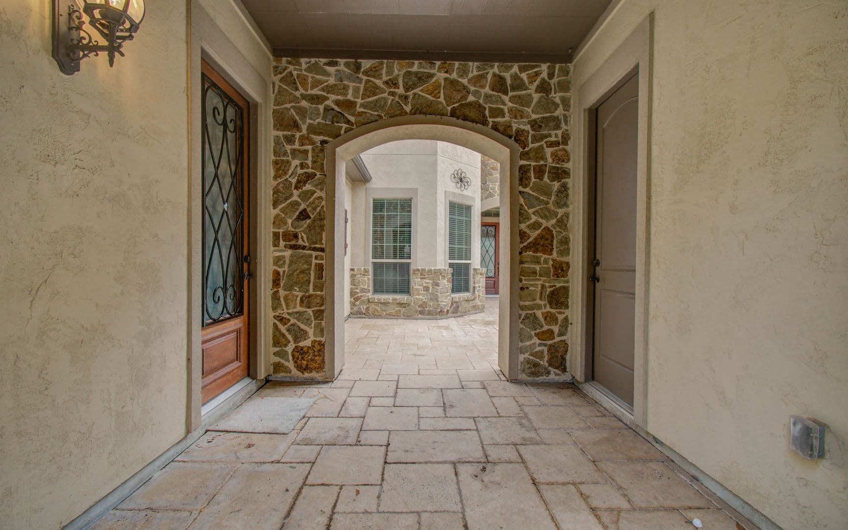 Sugarland House: 5711 Avon Landing Lane