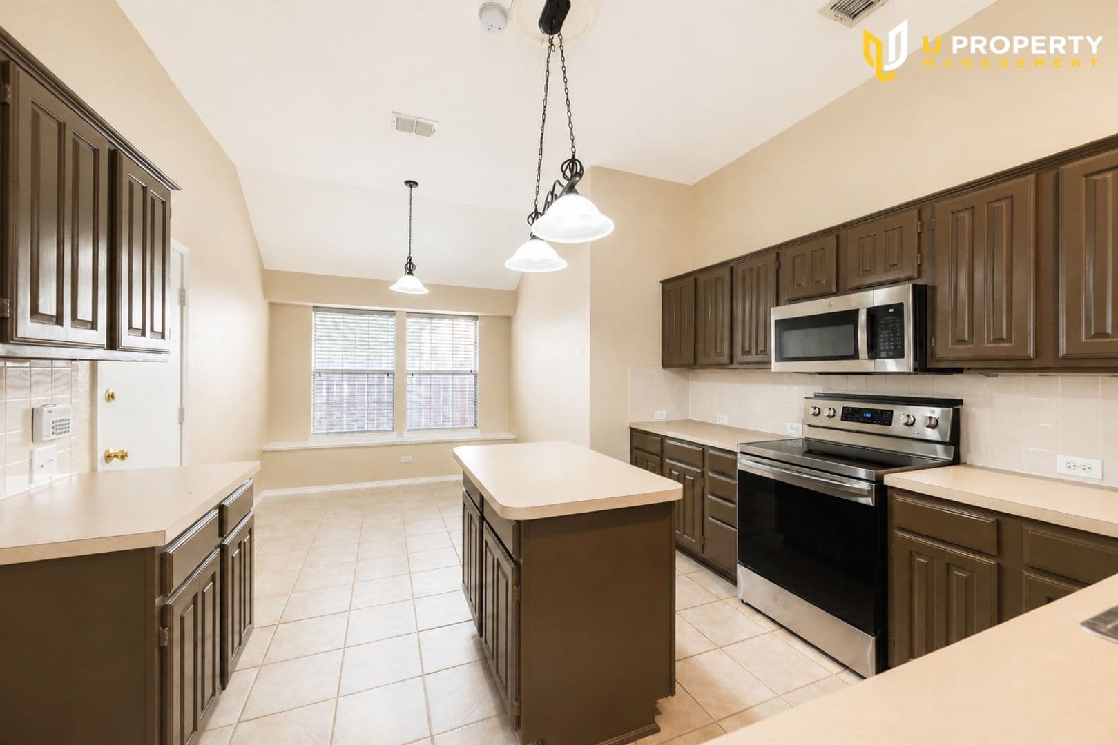 Frisco House: 10701 Nashville Dr