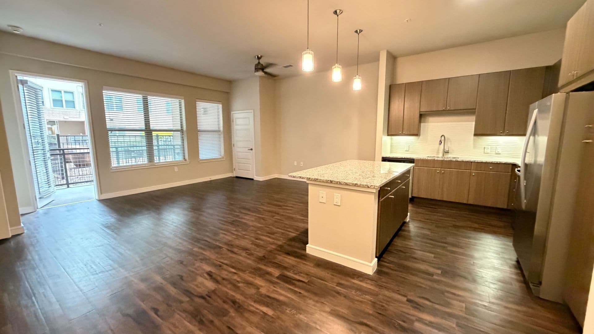 Dallas Apartment: 3411 Oak Grove Ave.