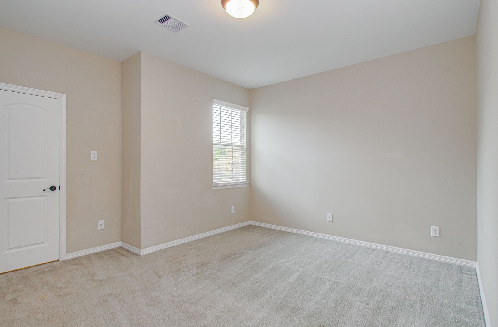 Sugarland House: 5711 Avon Landing Lane
