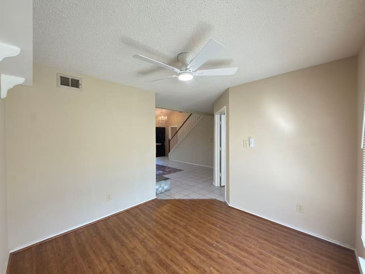 Garland House: 2918 Lake Valley Dr