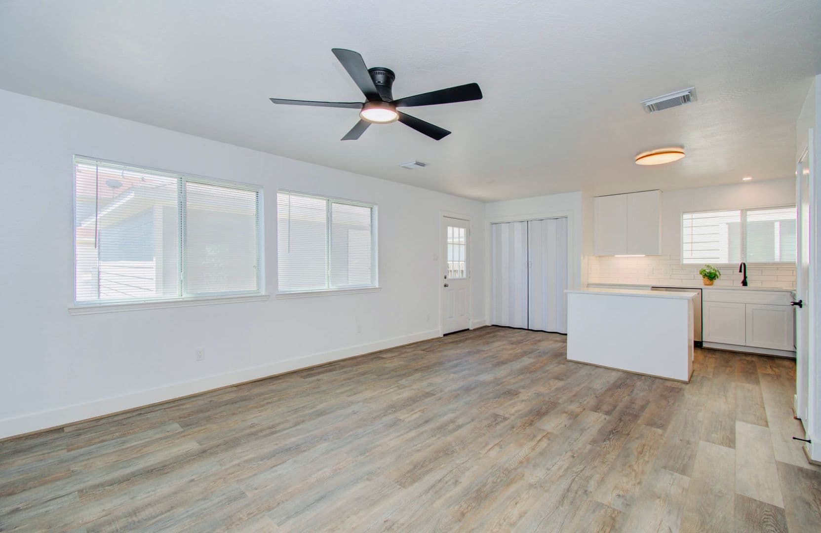 Katy House: 6117 Settlers Square Lane