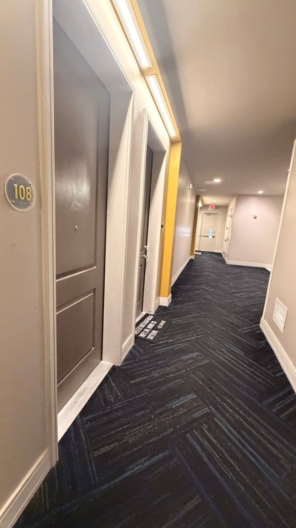 Dallas Apartment: 3411 Oak Grove Ave.