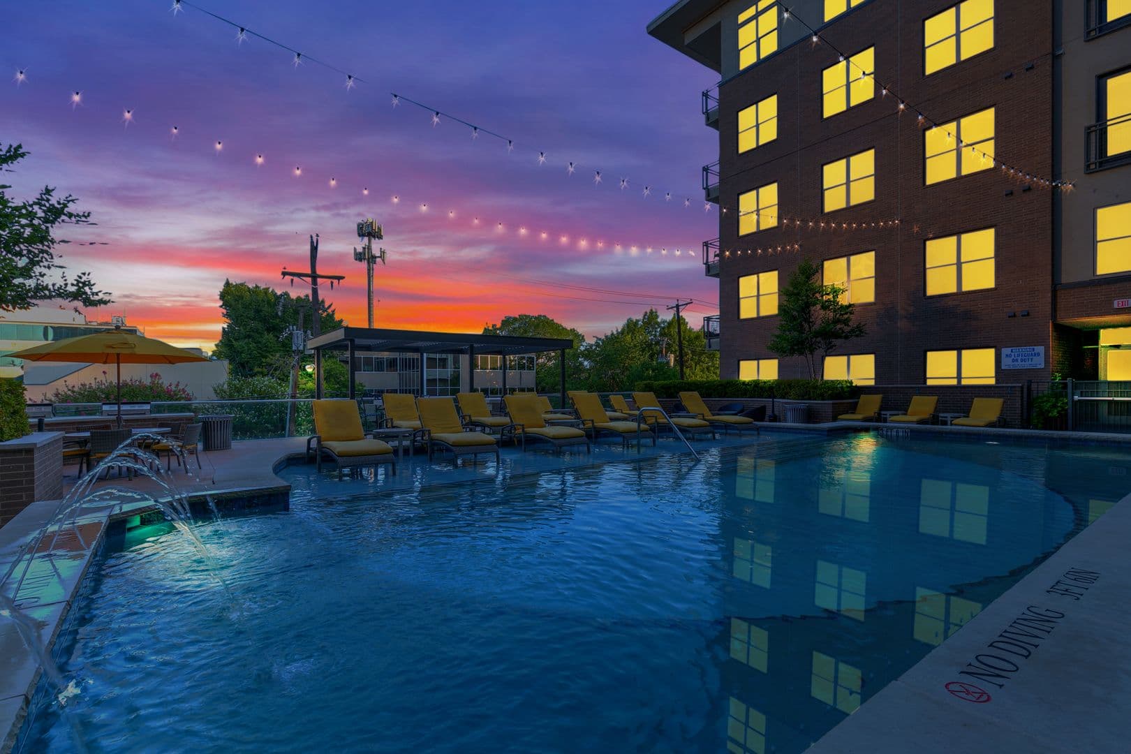 Dallas Apartment: 3411 Oak Grove Ave.
