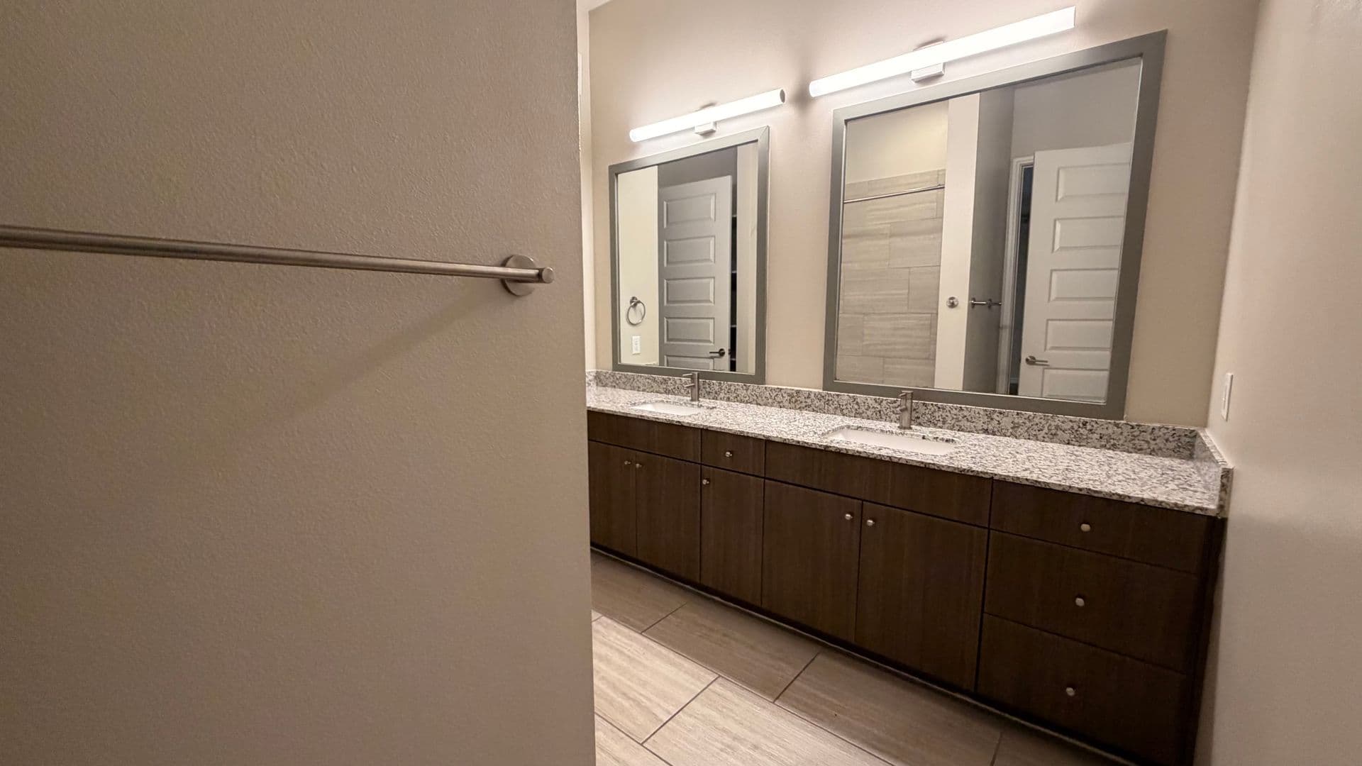 Dallas Apartment: 3411 Oak Grove Ave.