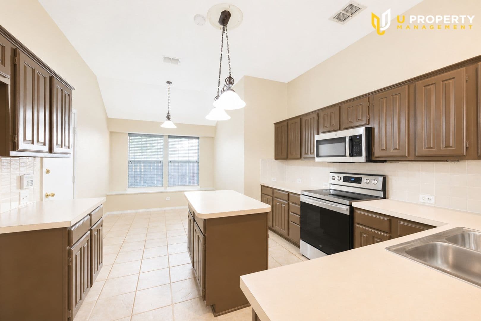 Frisco House: 10701 Nashville Dr