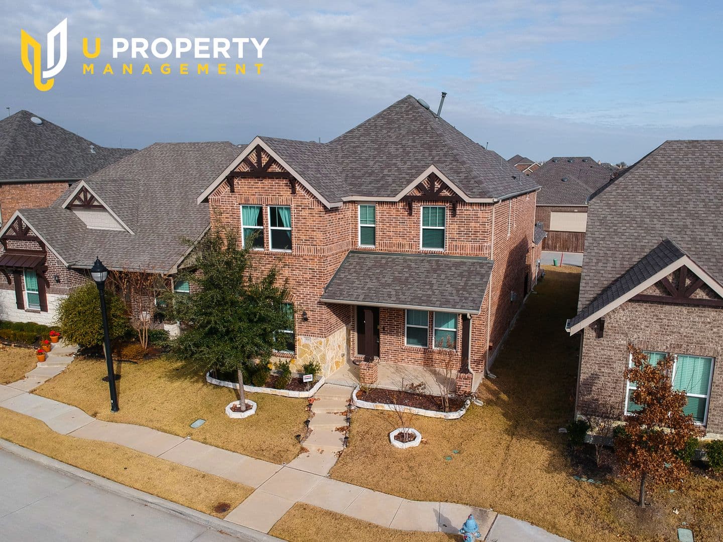 Allen House: 814 Birdie Dr