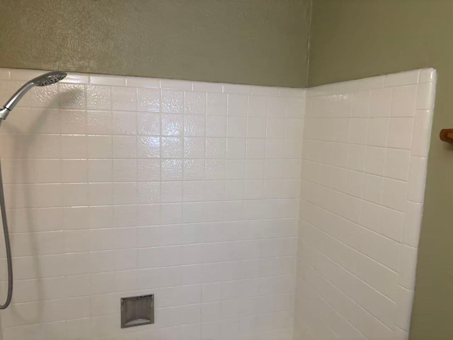 Desoto Apartment: 105 Woodhaven Dr