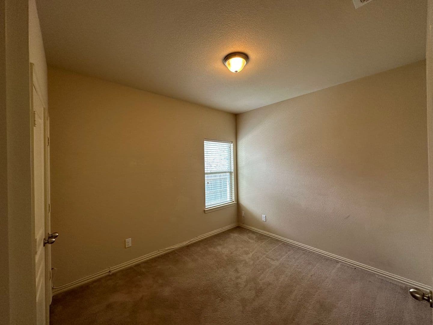 Forest Hill, House: 7420 Rose Crest Blvd,