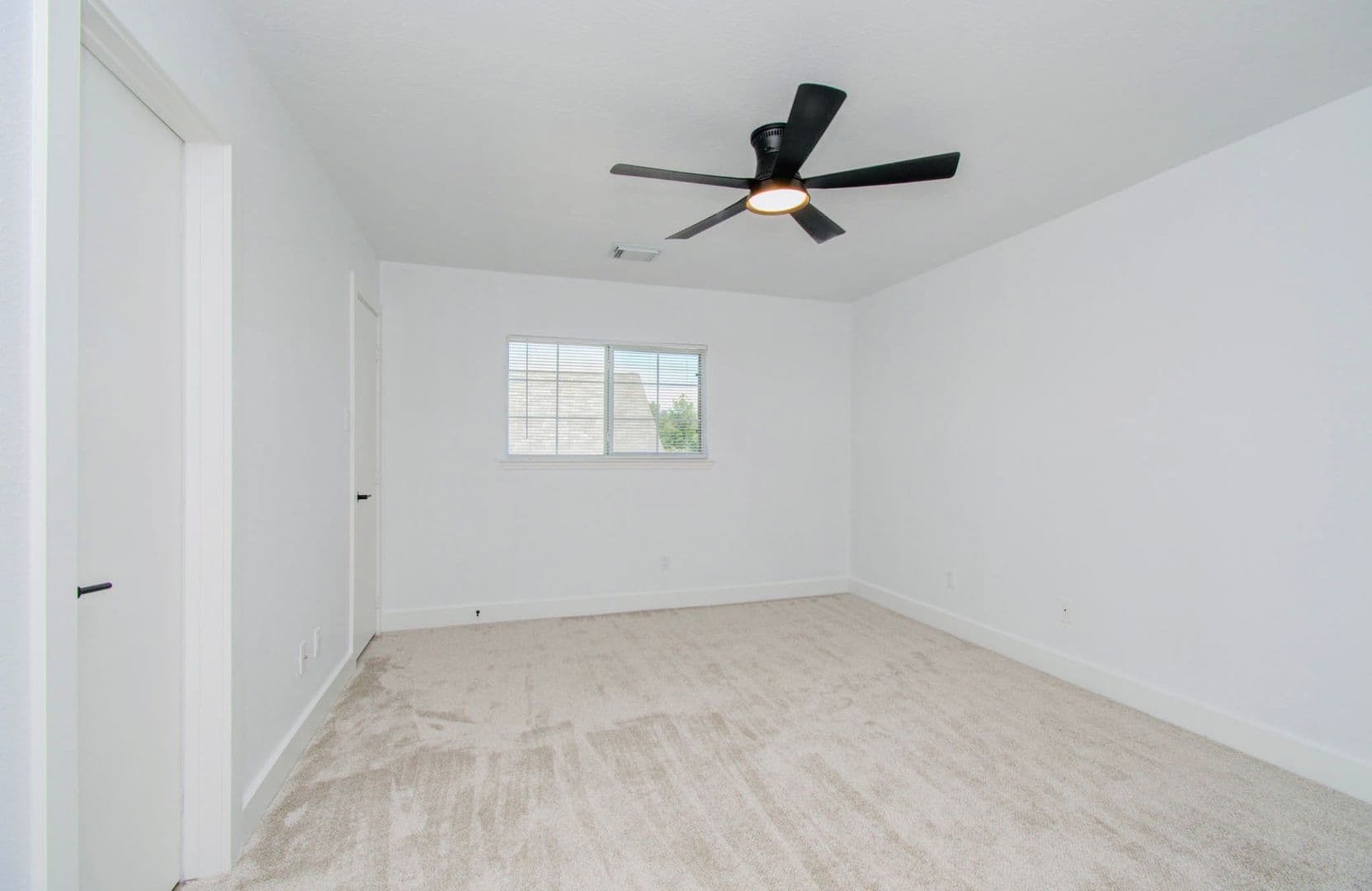 Katy House: 6117 Settlers Square Lane