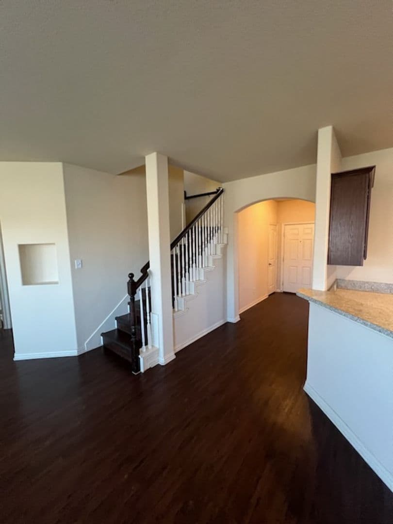 Forest Hill House: 3729 Caladium Ln,