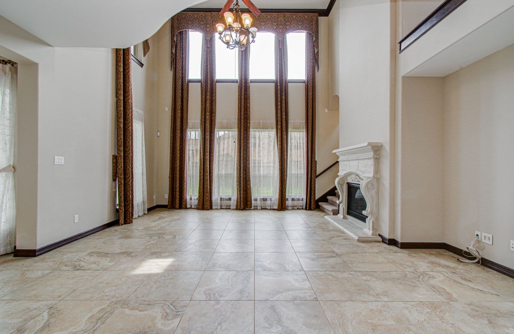 Sugarland House: 5711 Avon Landing Lane