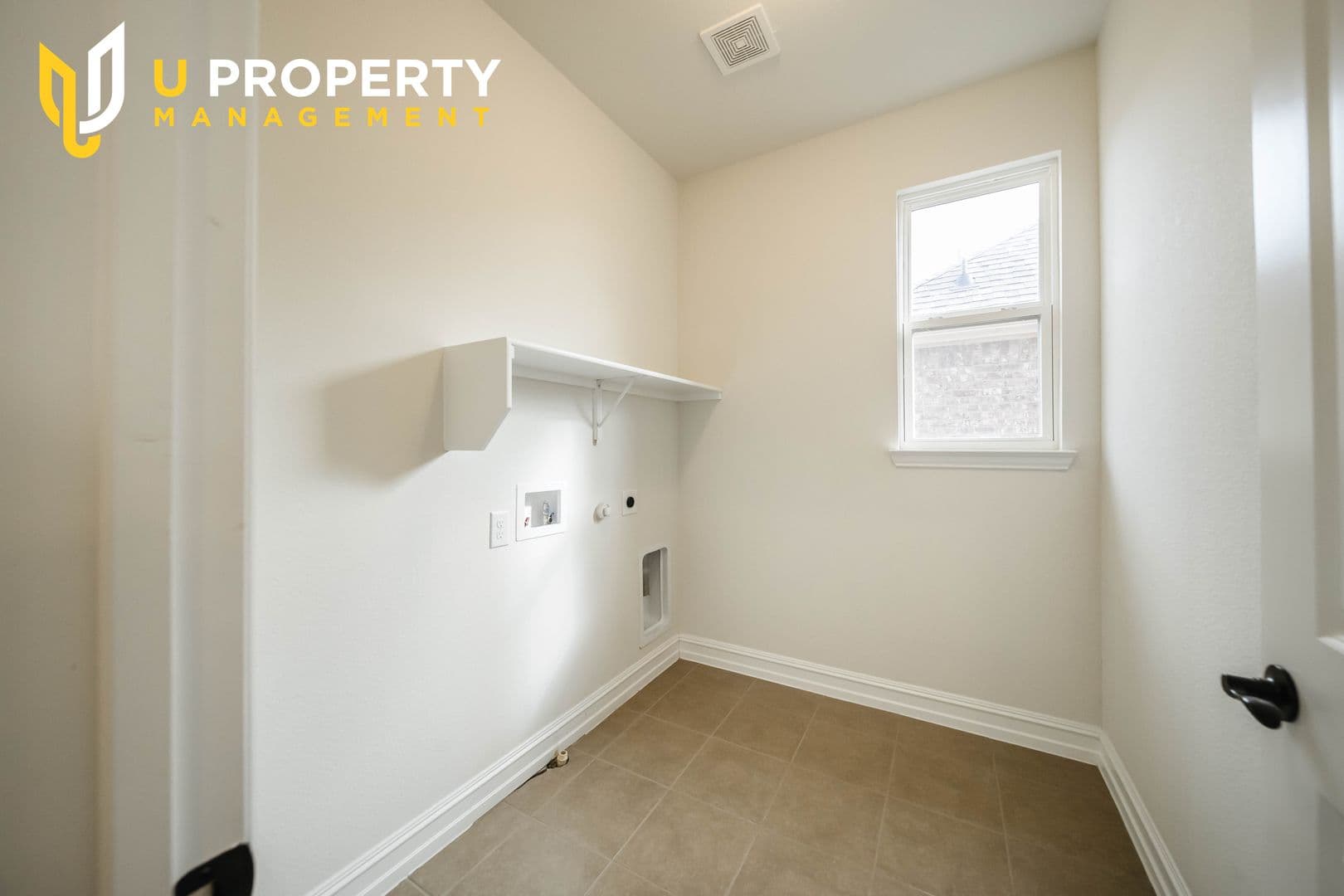 Allen House: 814 Birdie Dr