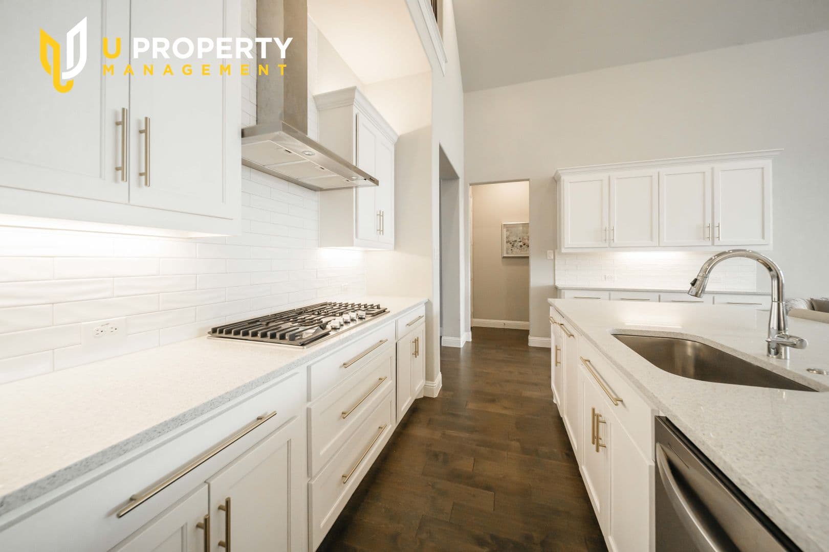 Frisco House: 15634 Tea Tree Rd