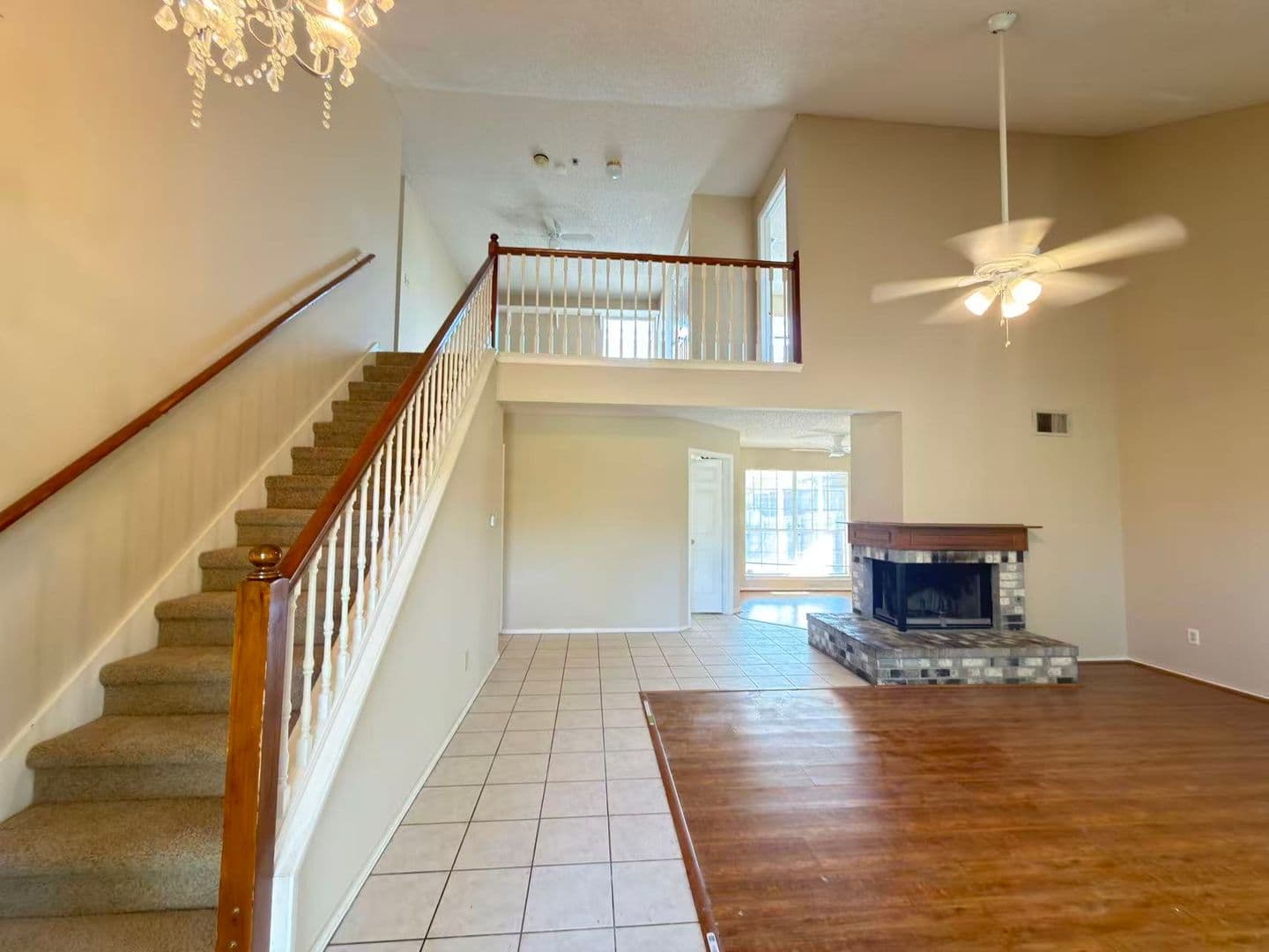 Garland House: 2918 Lake Valley Dr