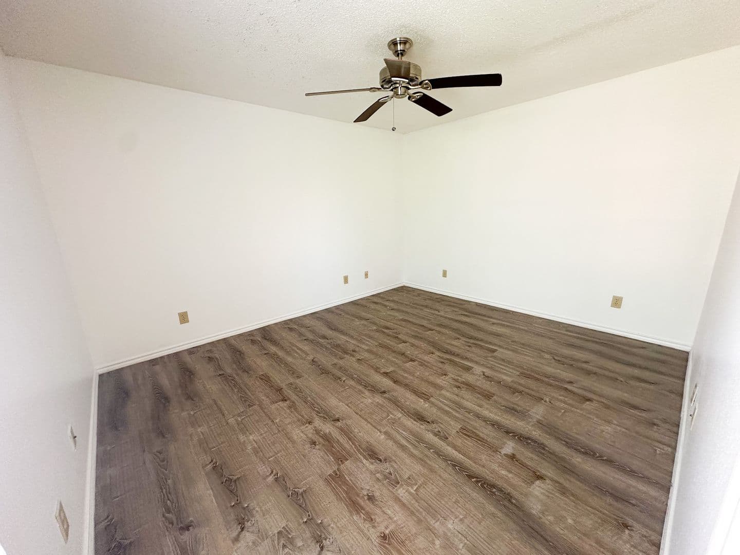 Addison Condo: 16301 Ledgemont Lane Unit#273B