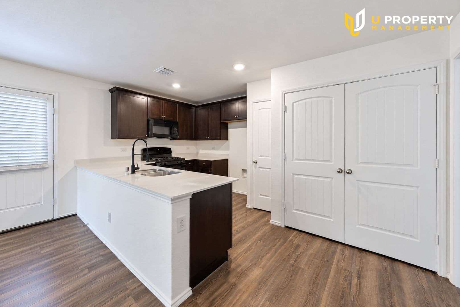 Crandall House: 1422 SouthWell Dr