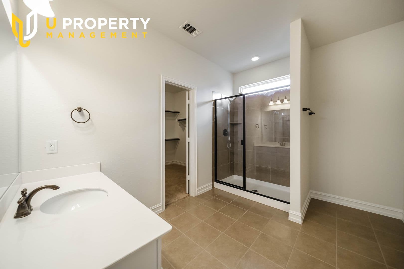 Allen House: 814 Birdie Dr
