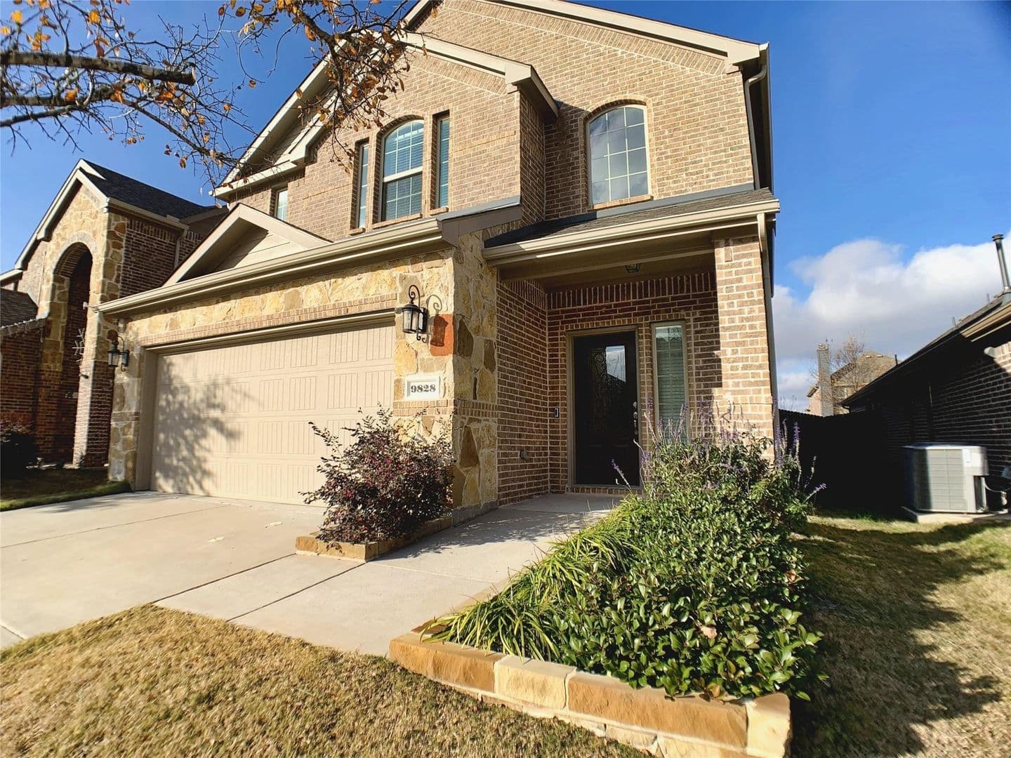 McKinney House: 9828 Moccasin Creek Ln