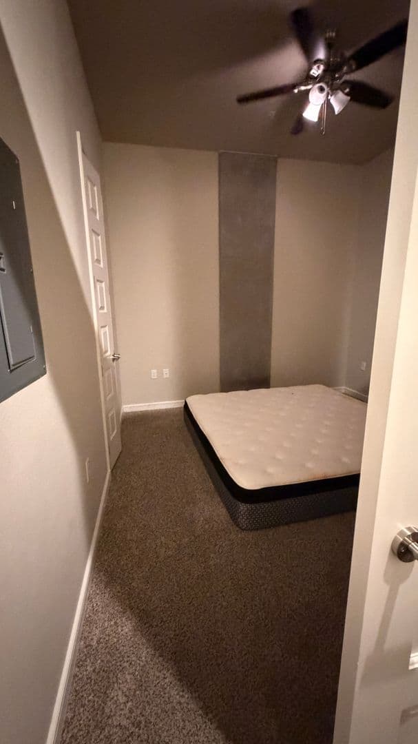 Dallas Apartment: 3411 Oak Grove Ave.