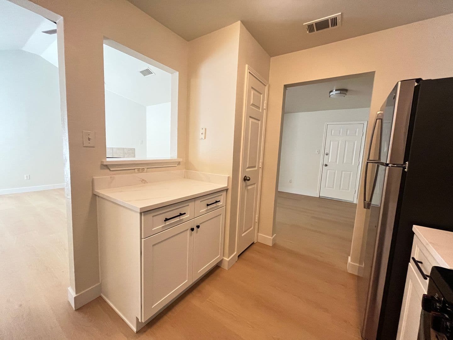 Garland Multiplex: 1129 Weston Dr