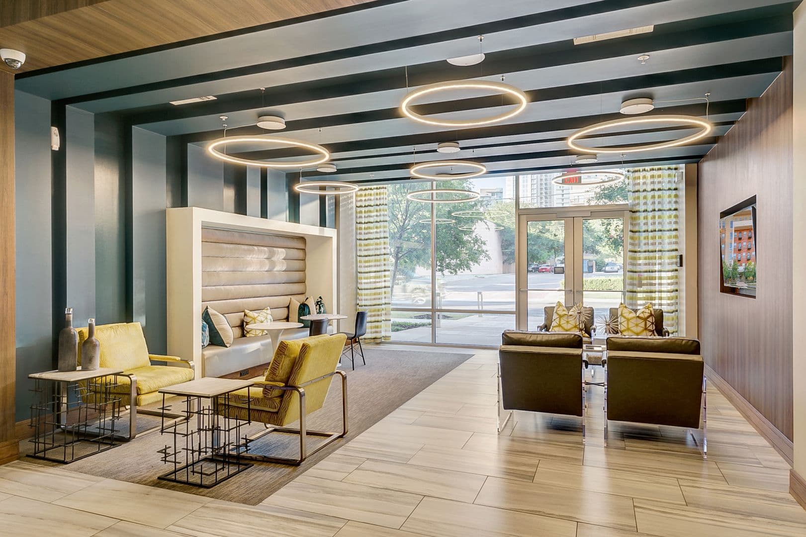 Dallas Apartment: 3411 Oak Grove Ave.