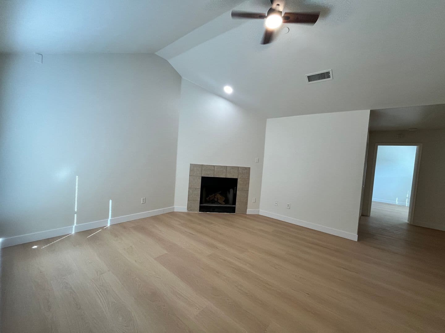 Garland Multiplex: 1129 Weston Dr