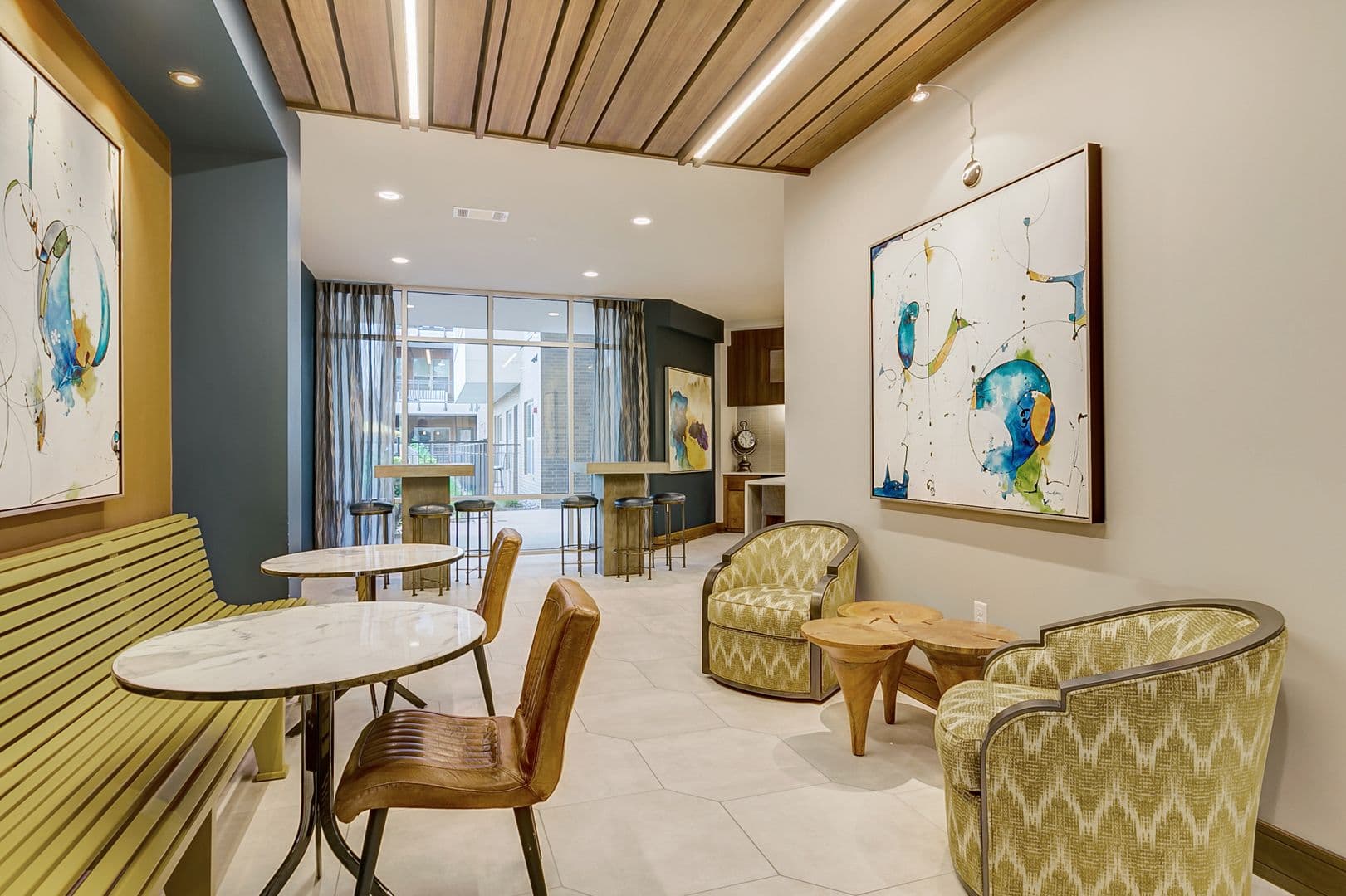Dallas Apartment: 3411 Oak Grove Ave.