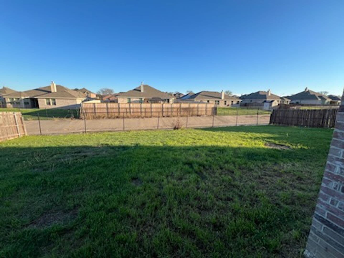 Forest Hill House: 3729 Caladium Ln,