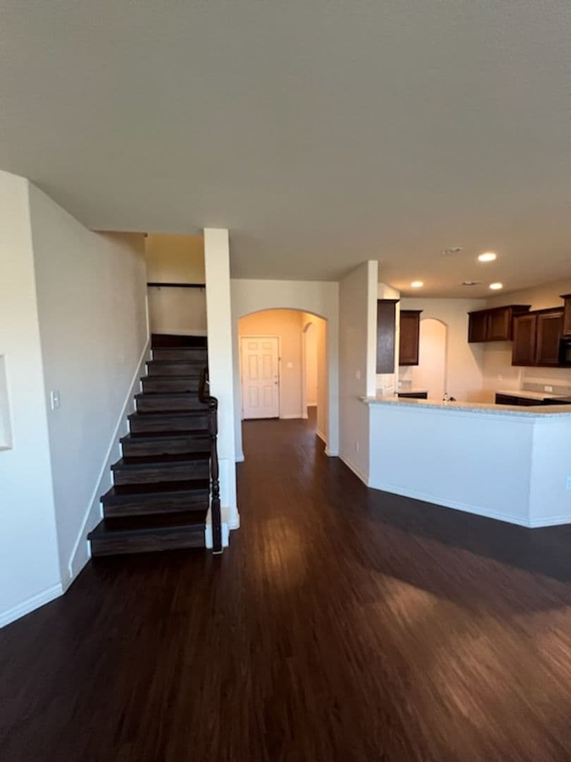 Forest Hill House: 3729 Caladium Ln,