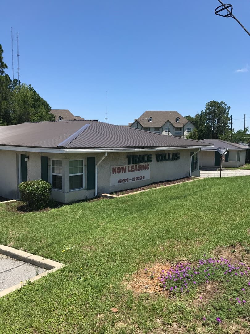 Statesboro Apartment: 817 S Main St