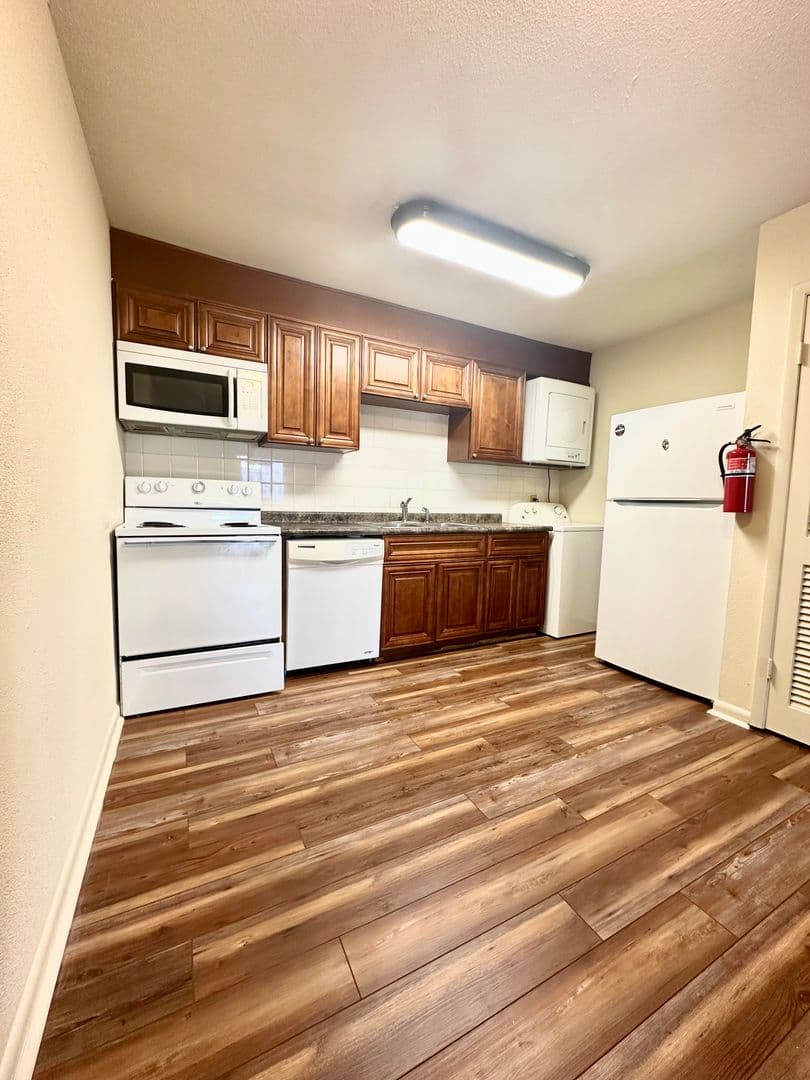 Statesboro Apartment: 109 Harvey Drive