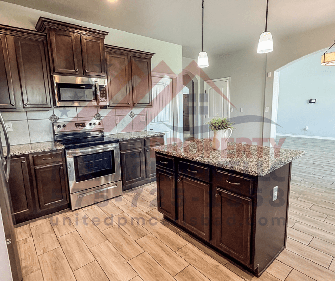 Carlsbad House: 1024 Malibu Way