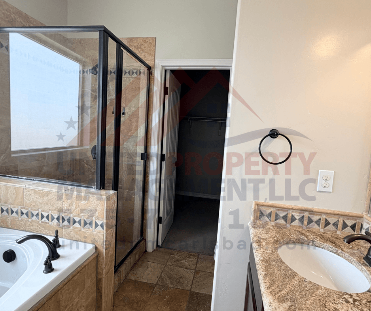 Carlsbad House: 1822 Amber Dr