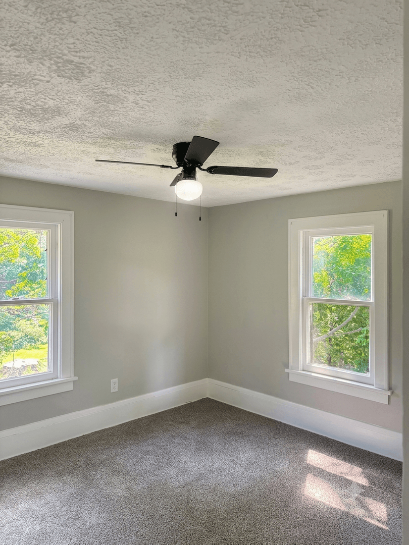 Norton House: 4028 Harper Avenue
