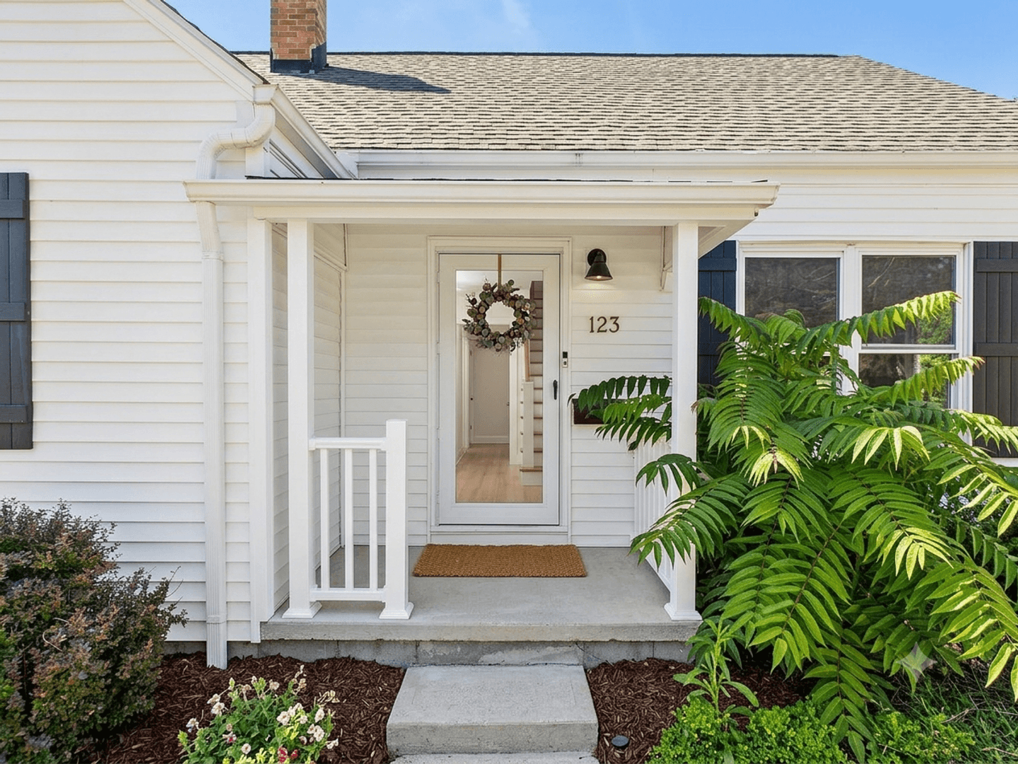 Akron House: 170 Akers Avenue