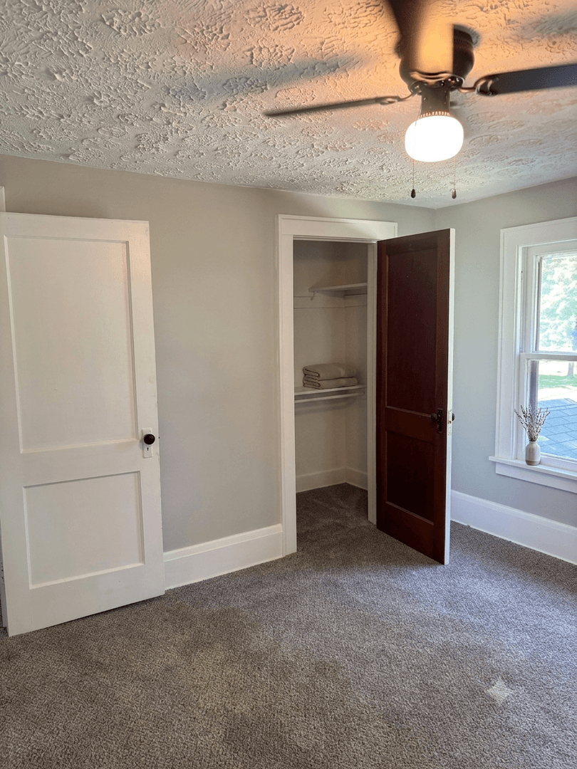 Norton House: 4028 Harper Avenue