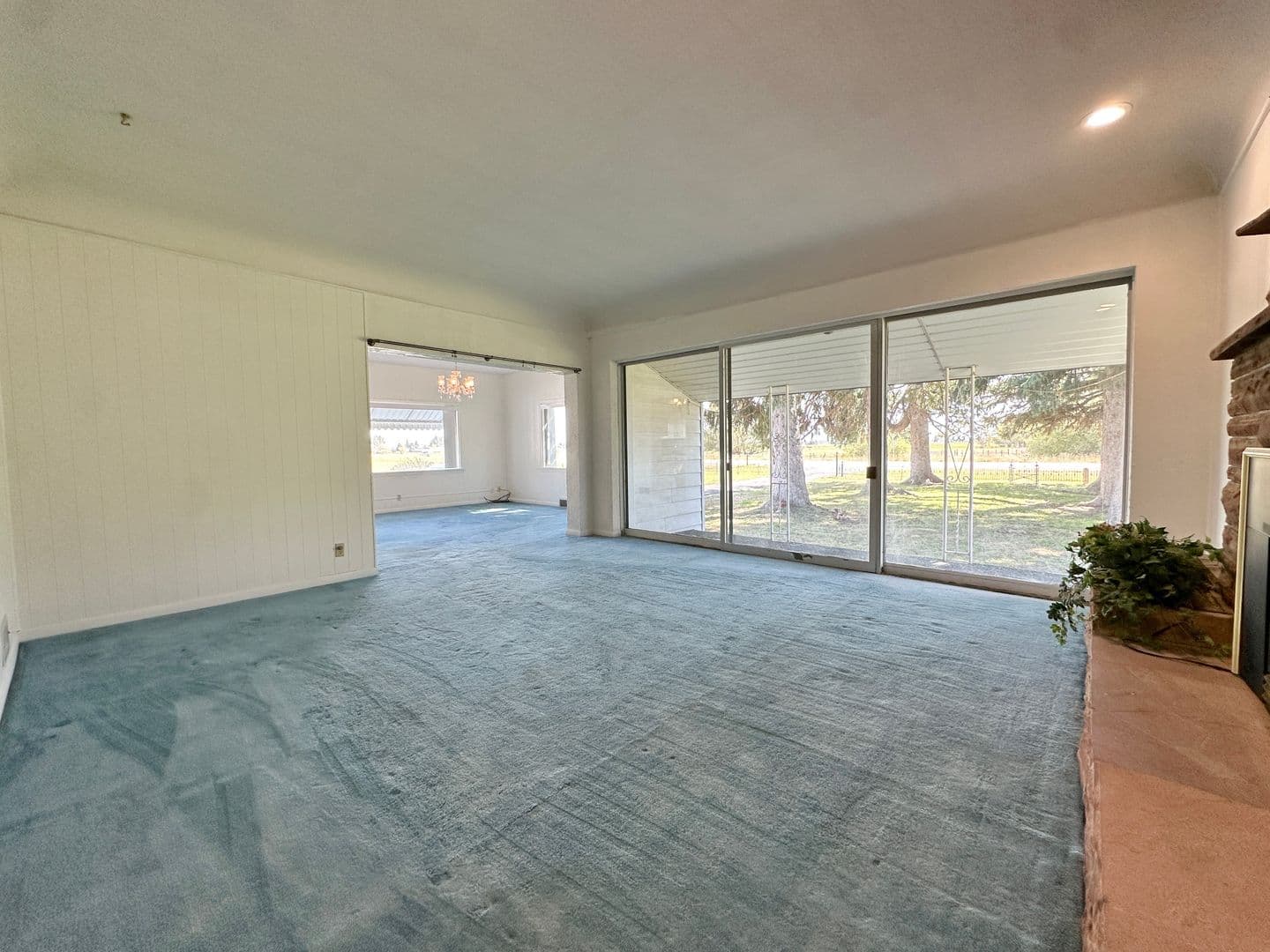 Rexburg House: 3276 W 4000 N
