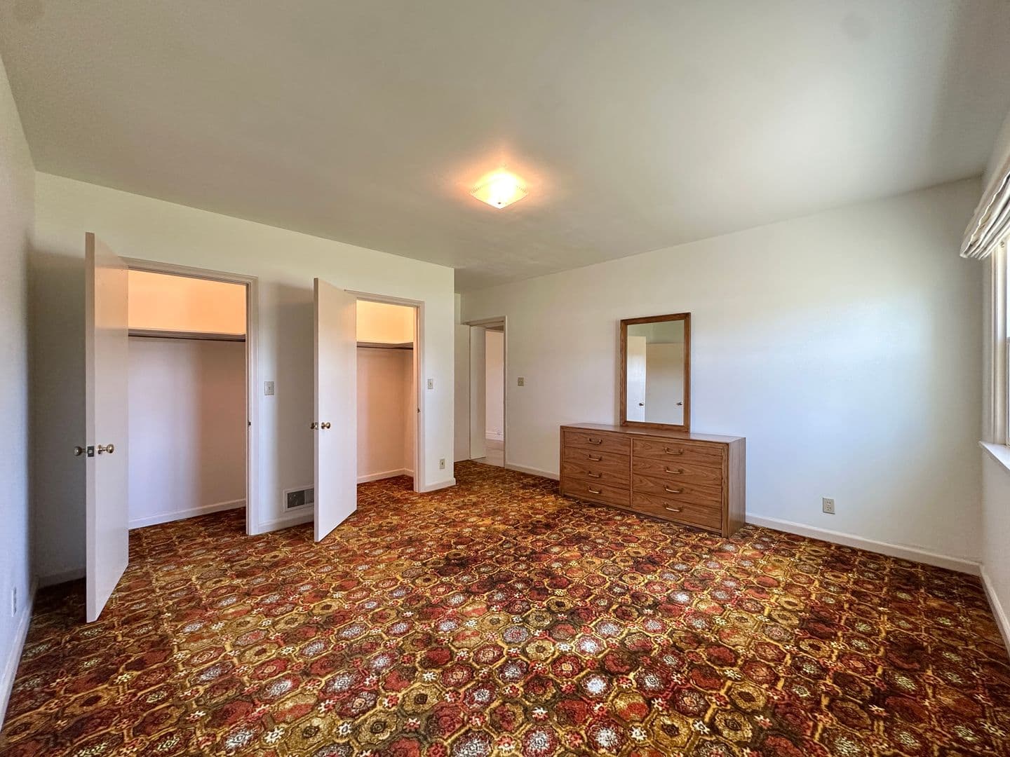 Rexburg House: 3276 W 4000 N
