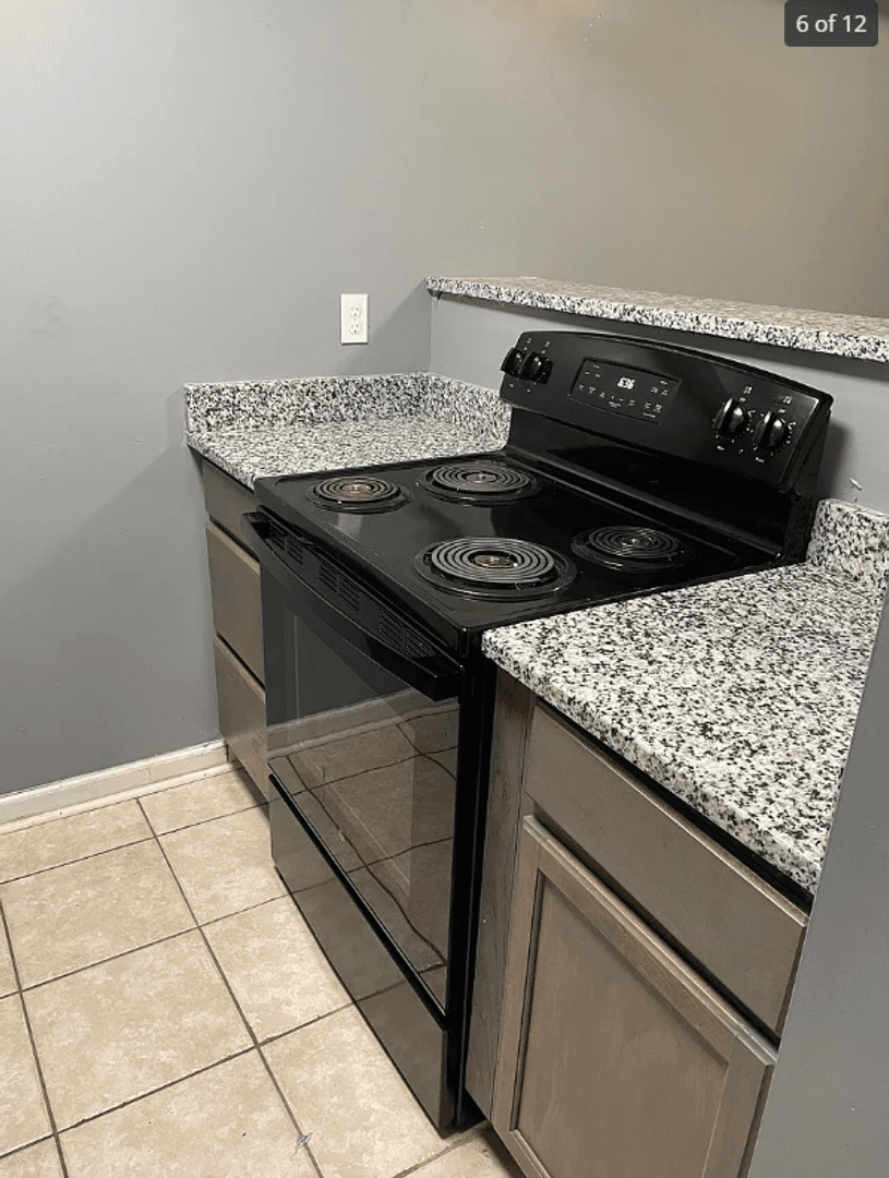Lafayette Apartment: 504 Fox Run Ave