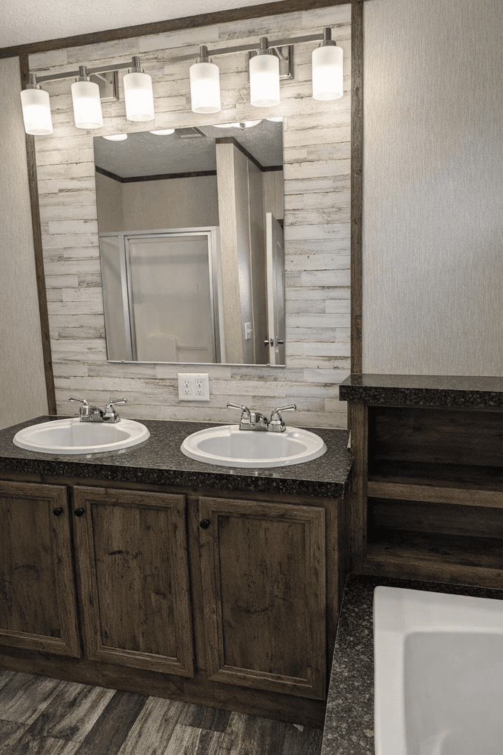 Abbeville House: 732 Parkview Dr